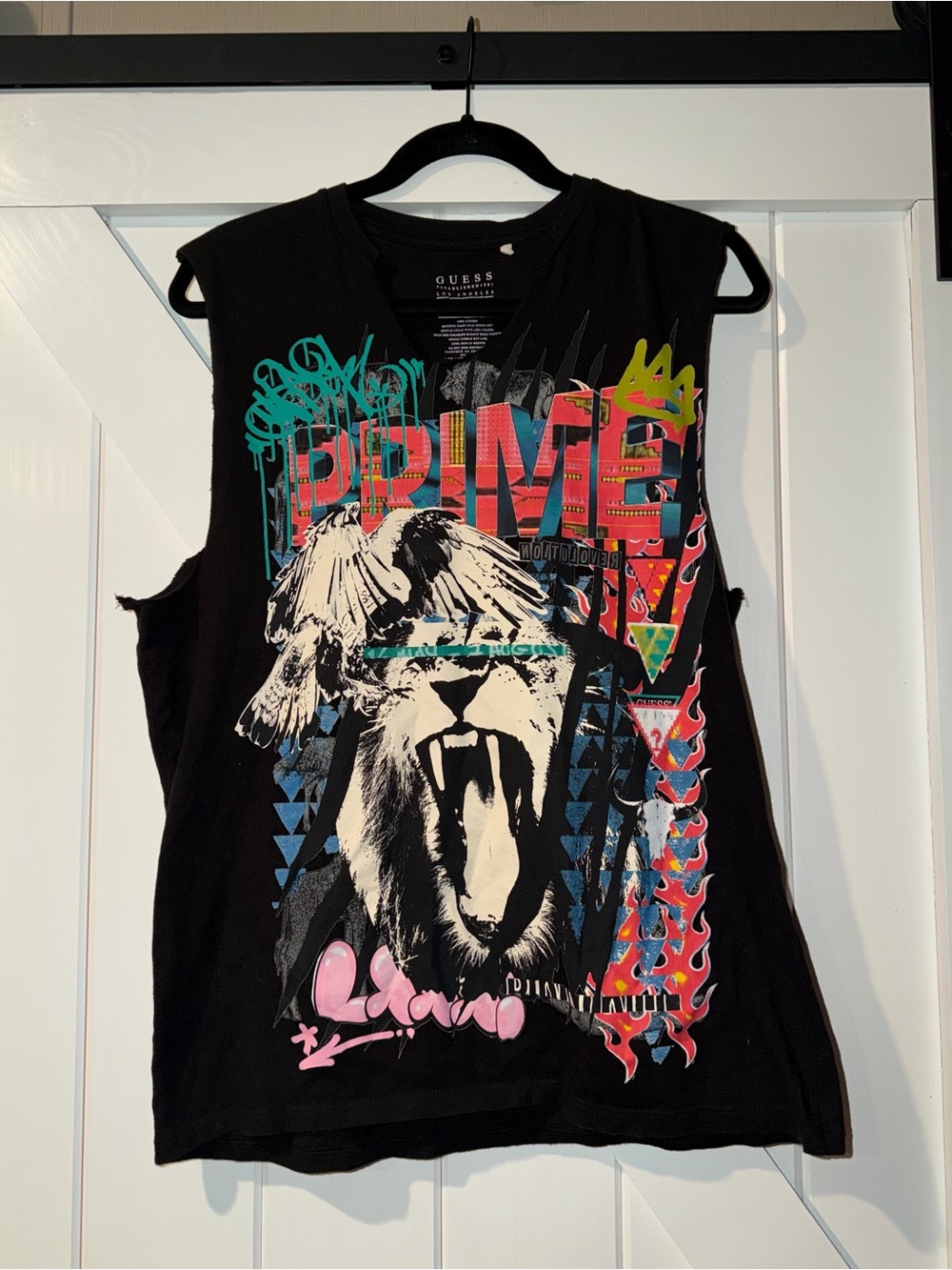 GUESS Los Angeles Graphic Muscle Tank Top Blank Lion Eagle Graffiti